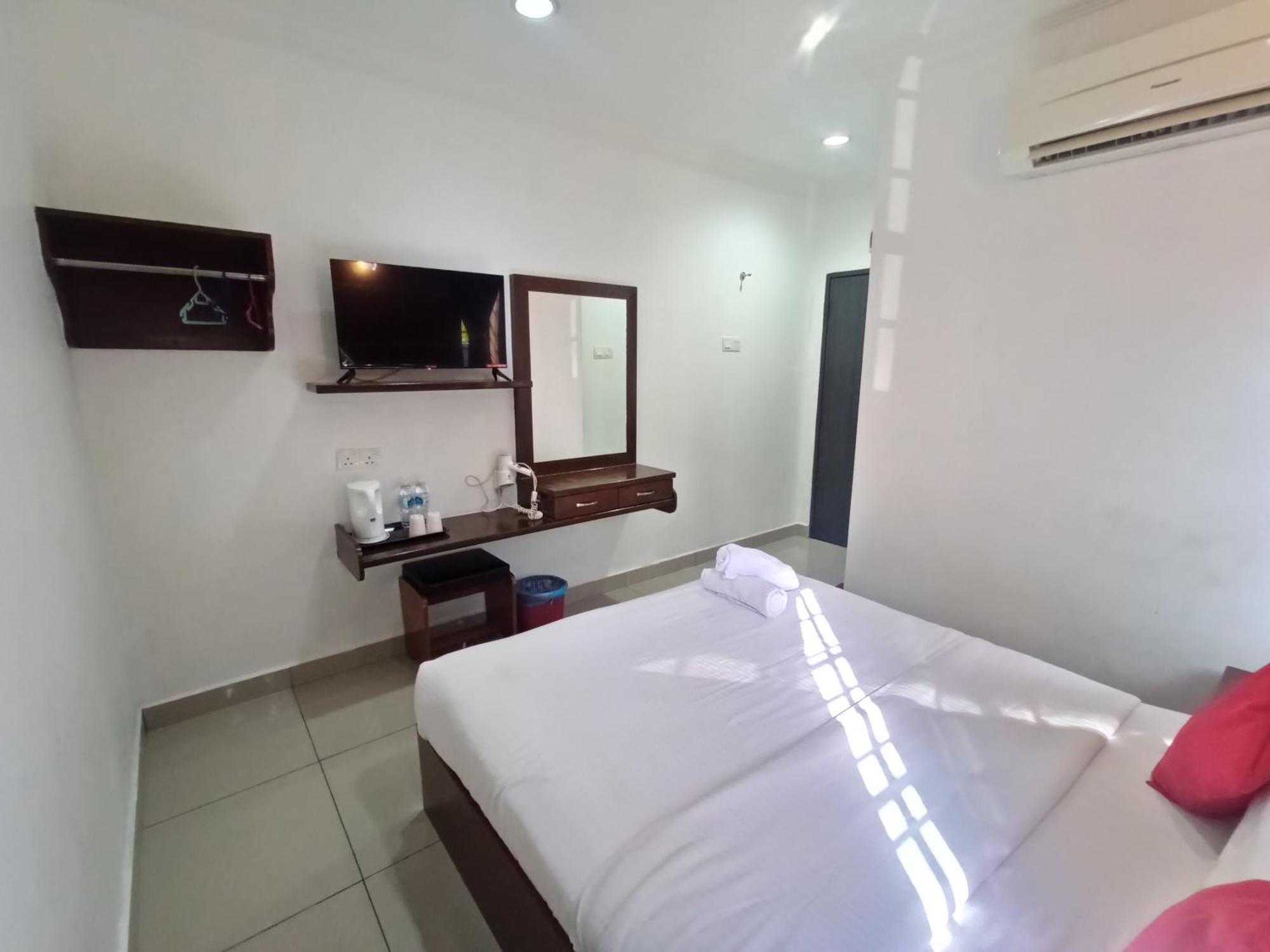 Anggerik Garden Hotel - Ag Hotel Sitiawan Room photo